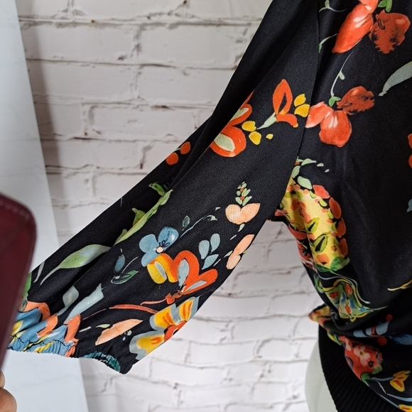 ANTHROPOLOGIE Aldo Martins Floral Top - Picture 4 of 11